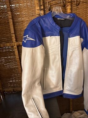 Alpinestars Blue & White Leather Motorcycle Jacket with inlayed body armor liner
